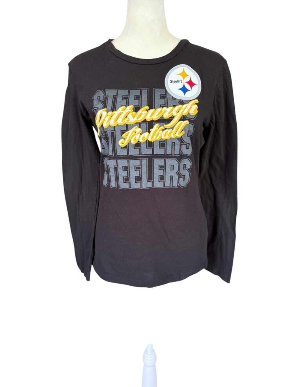 NFL Team Apparel women's Steelers football black long sleeve crewneck t-shirt M